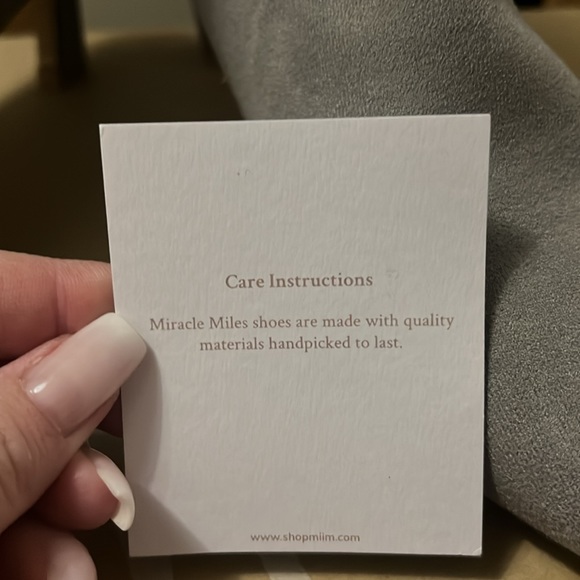 Grey suede low heel booties - Picture 6 of 6